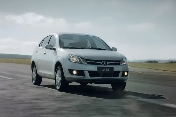 promoção novo j3 só falta voar